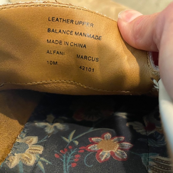 Men's White Leather Alfani Shoes - Picture 2 of 6